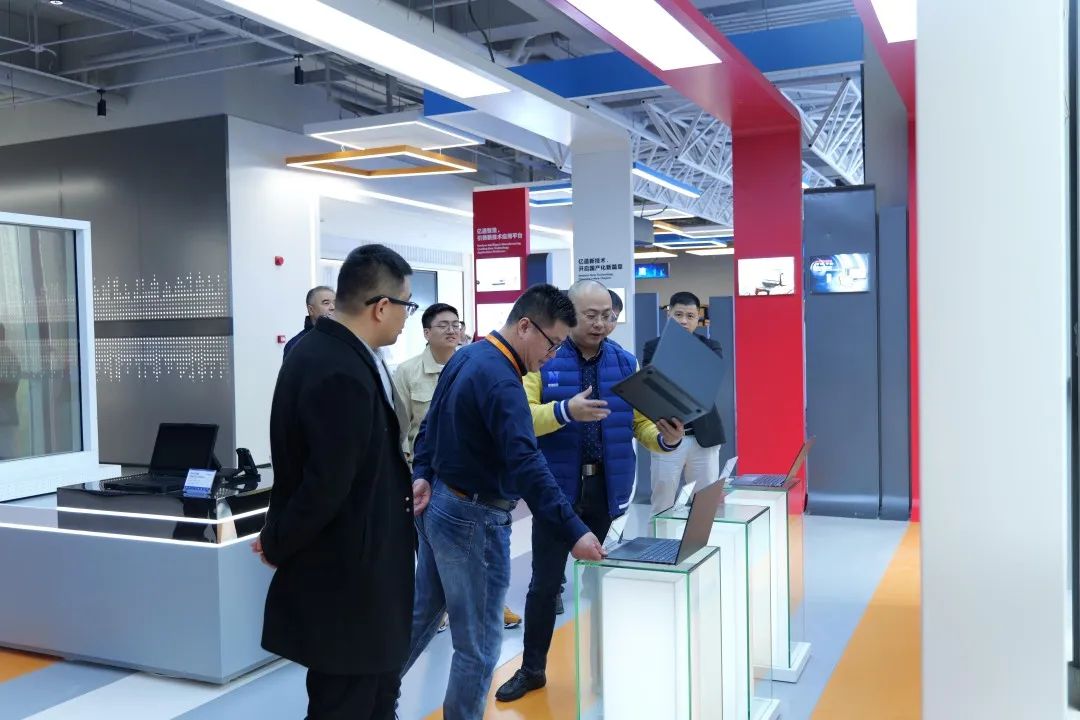 亿道集团乔迁庆典 亿道集团乔迁庆典